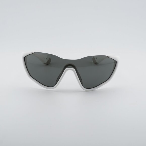Gucci GG2018S 005 Sunglasses Matte Solid White Shield Frame, Grey Lenses main image 10